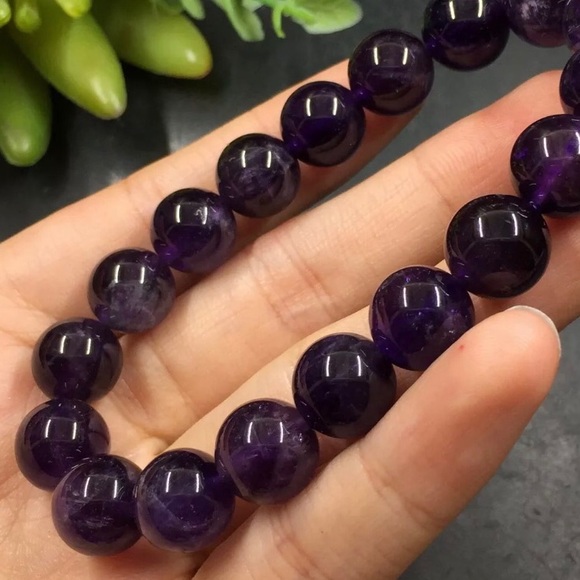 Gorgeous Rich purple amethyst bracelet Reiki✨ - Picture 3 of 8